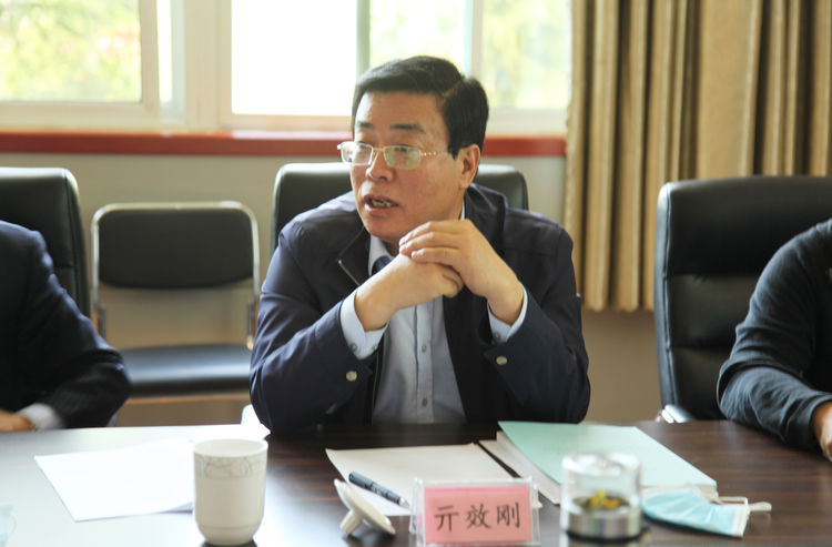 “氣力輸送連續(xù)供料關(guān)鍵設(shè)備”科技成果評(píng)價(jià)會(huì)在章丘豐源隆重舉行 “氣力輸送連續(xù)供料關(guān)鍵設(shè)備”科技成果評(píng)價(jià)會(huì)在章丘豐源隆重舉行